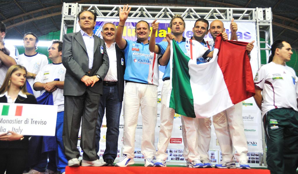 * Brasile - La Monastier brinda con la Copa do Mundo