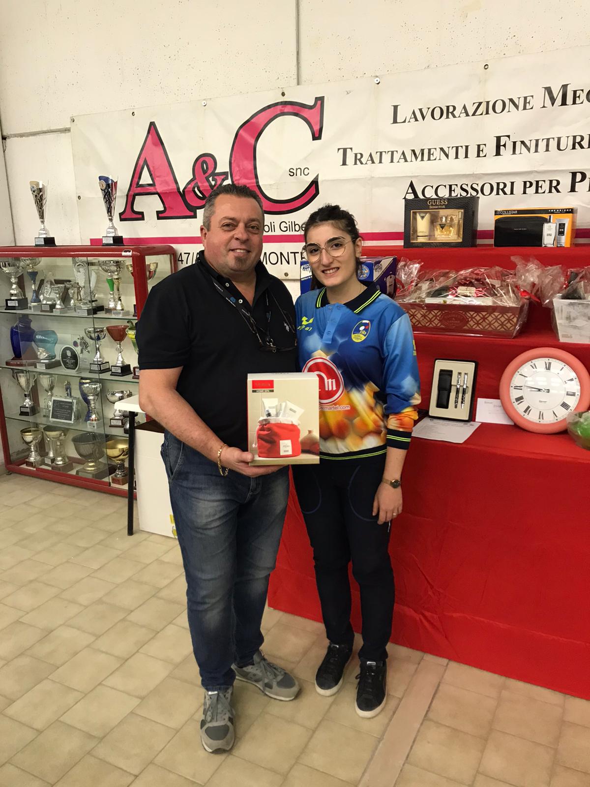 Chiara Gasperini beneficenza Montefano