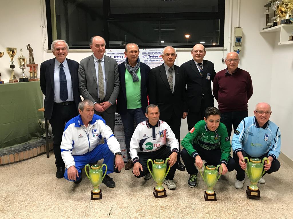 Gruppo premiati cat. BC a Pianello vallesina