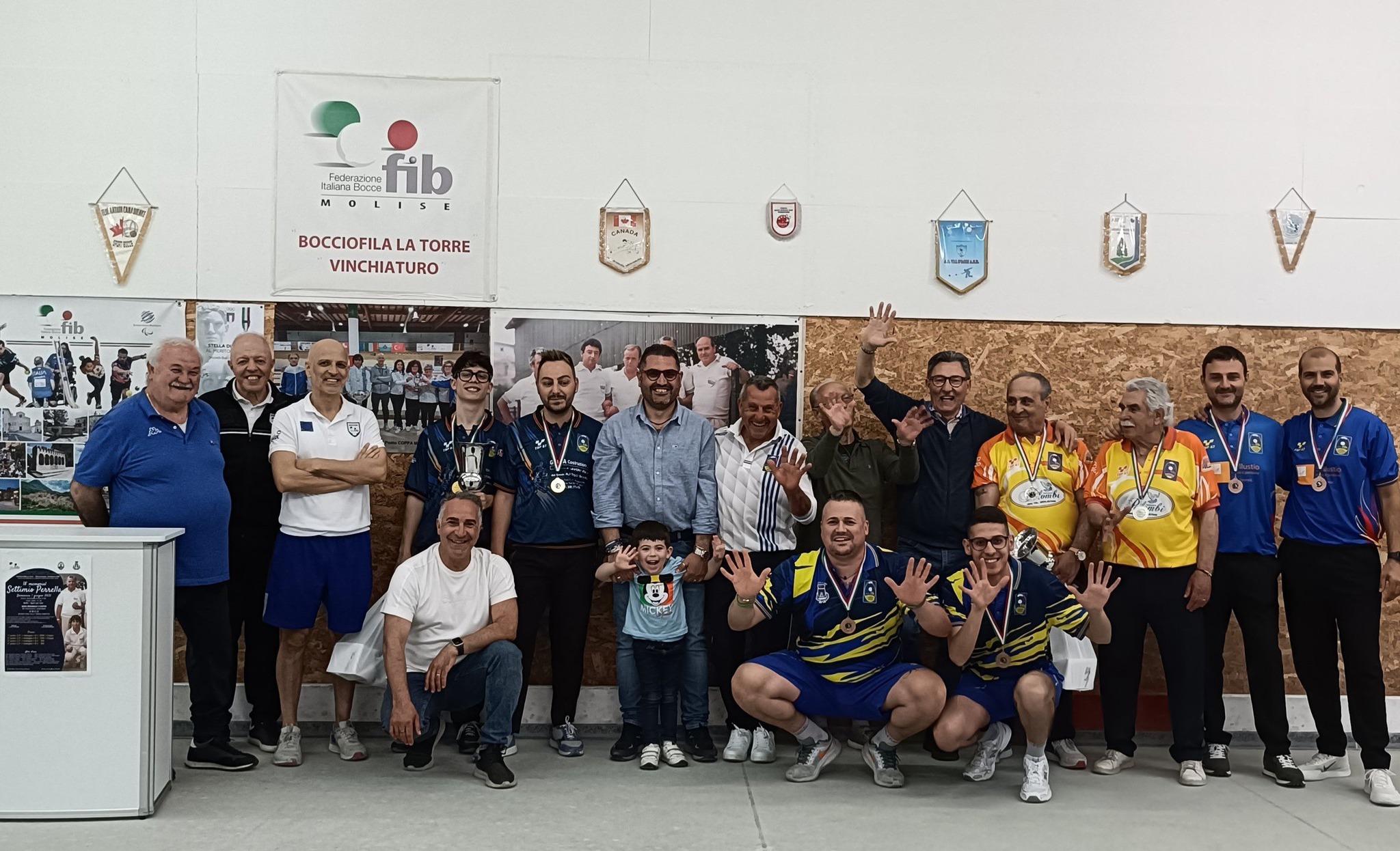 foto gruppo finale 18 trofeo perrella