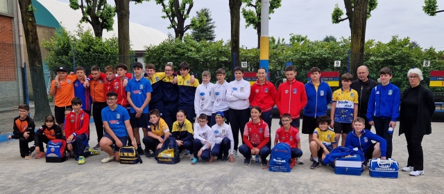 GRUPPO U 15 ALMESINA 010526