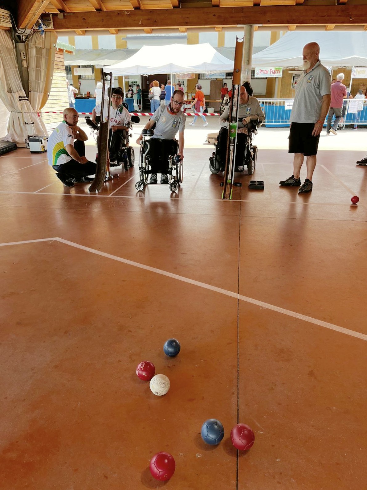 202406 01 Borgo Sacco con Gabriele e gli amici della Orange Bowl di Padova 01